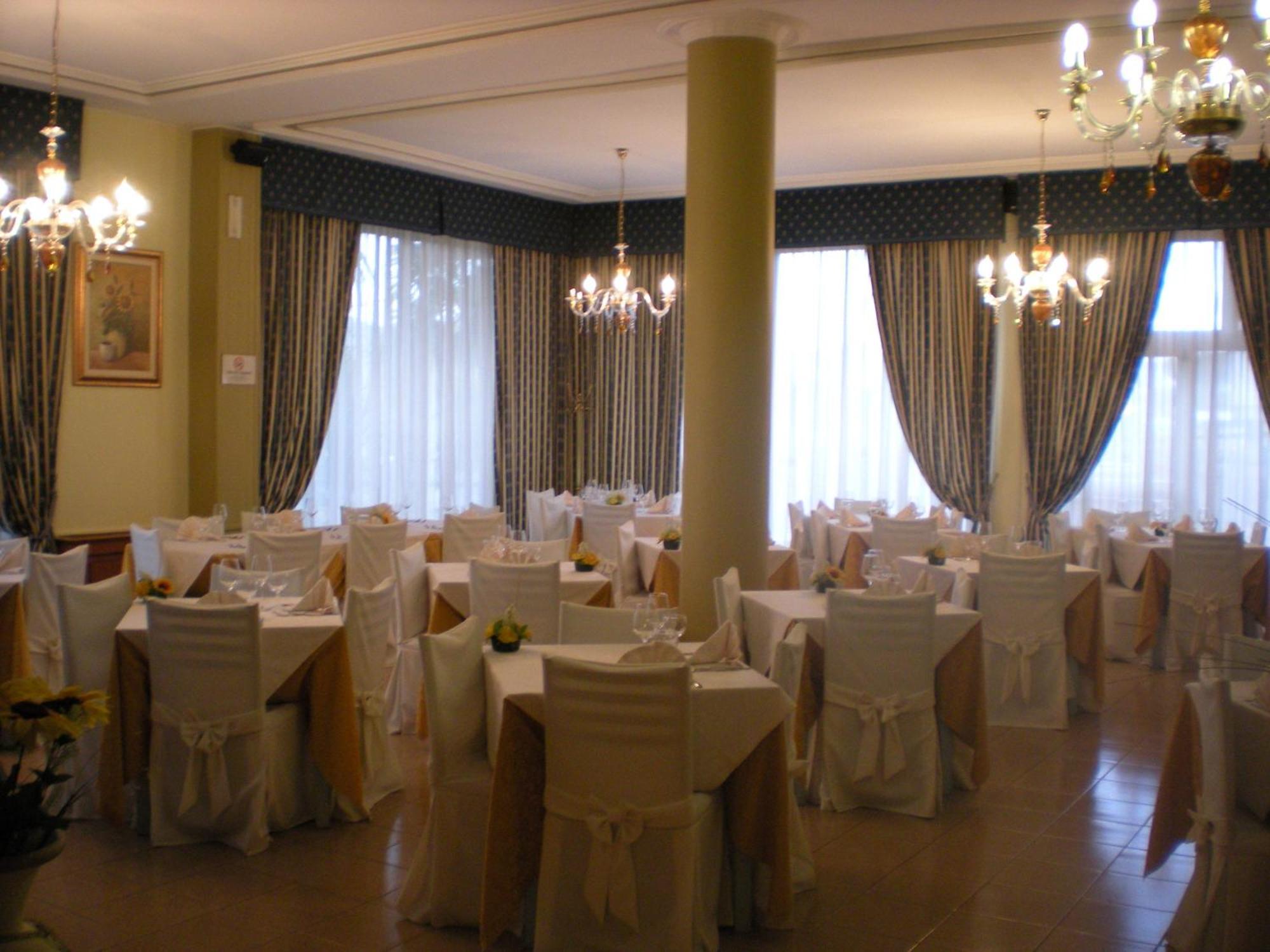 Cristal Hotel Manocalzati Zewnętrze zdjęcie