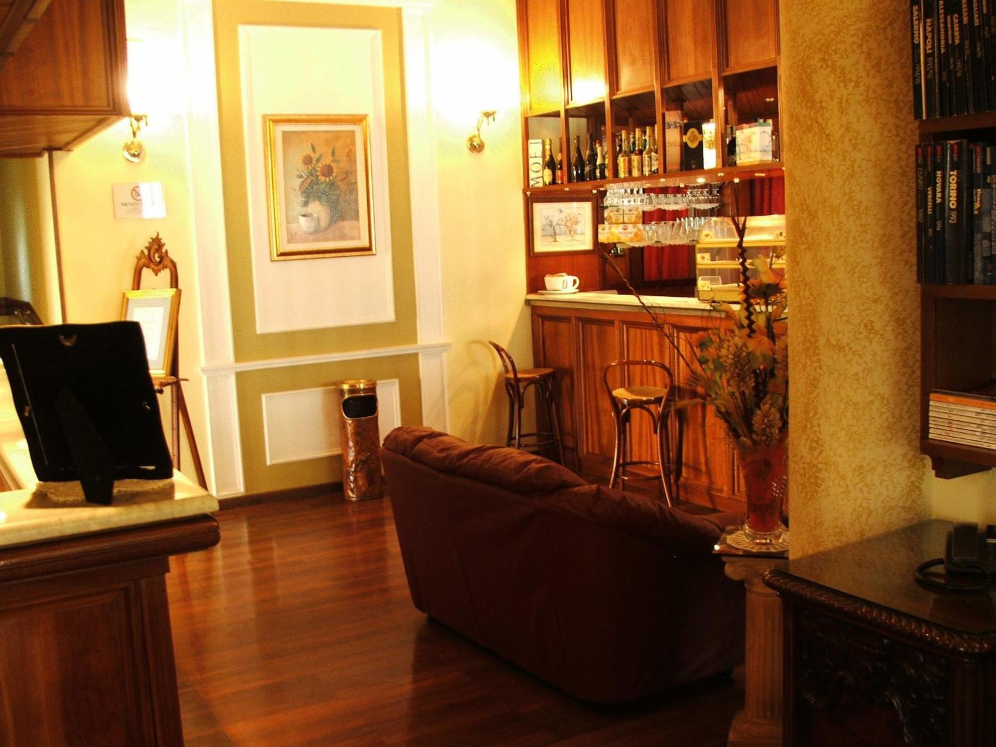 Cristal Hotel Manocalzati Zewnętrze zdjęcie