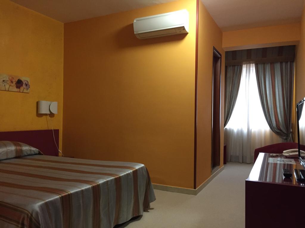 Cristal Hotel Manocalzati Zewnętrze zdjęcie