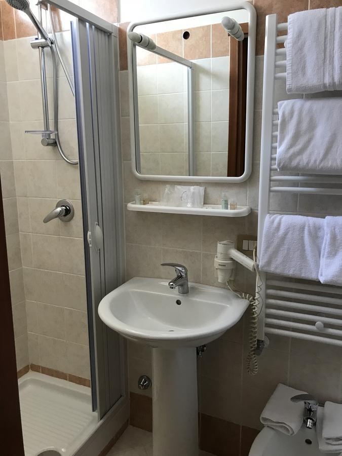 Cristal Hotel Manocalzati Zewnętrze zdjęcie